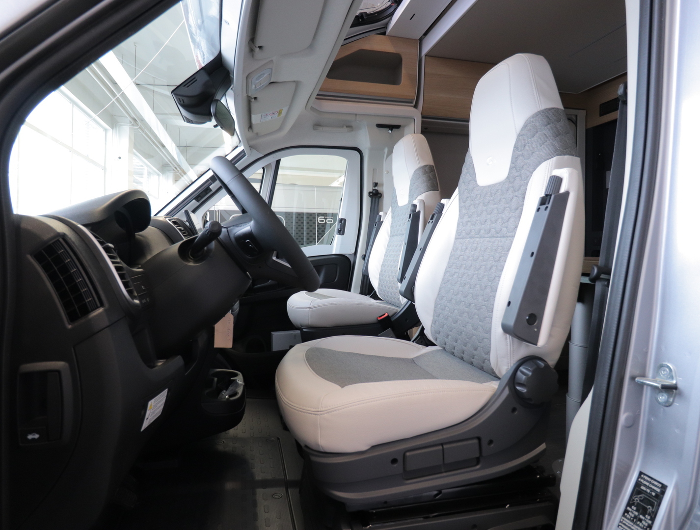 ADRIA MATRIX 670 SL 60 YEARS SELECTION 2026