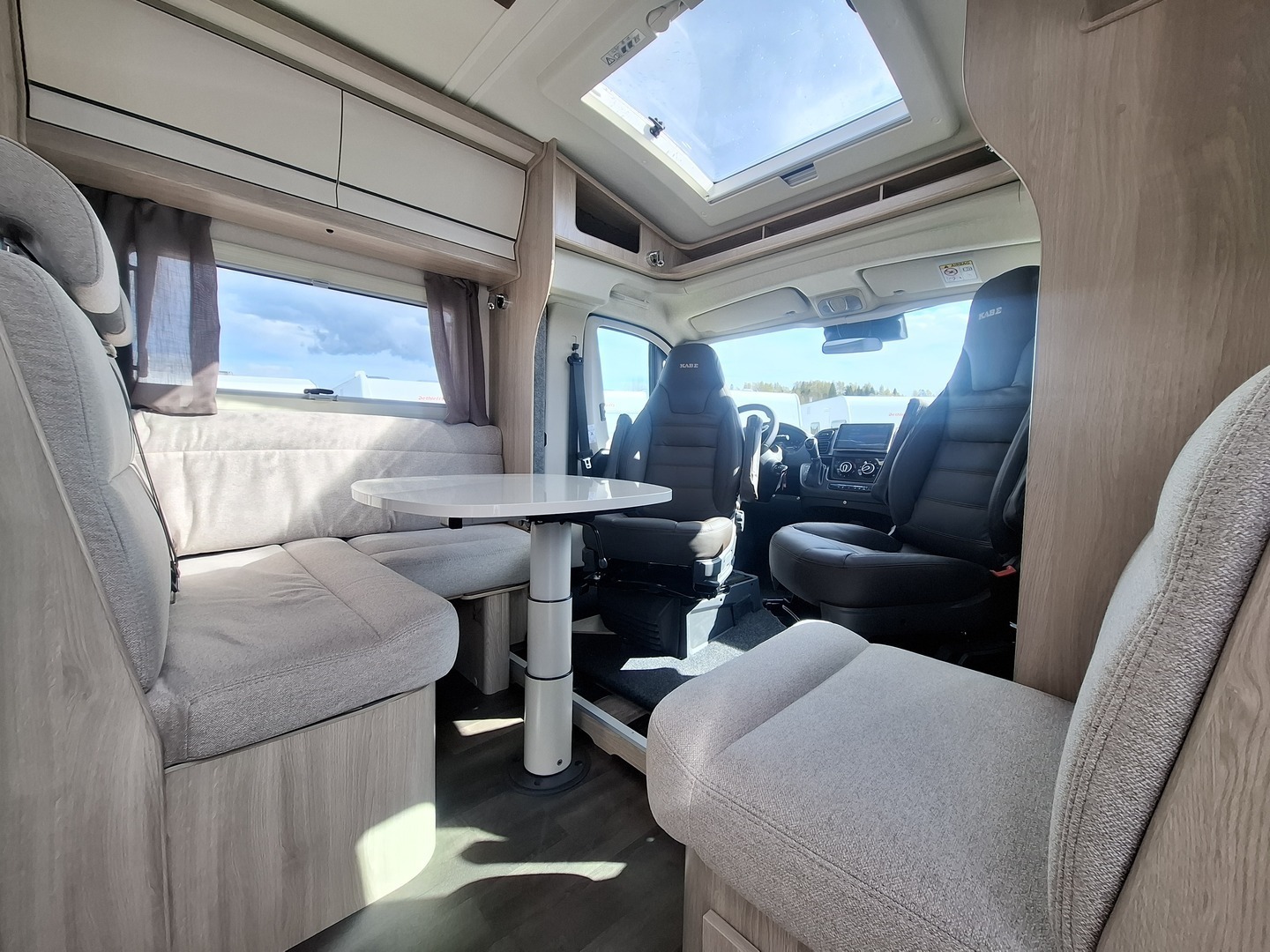 KABE Travel Master Classic 740 LGB ALDE 2026