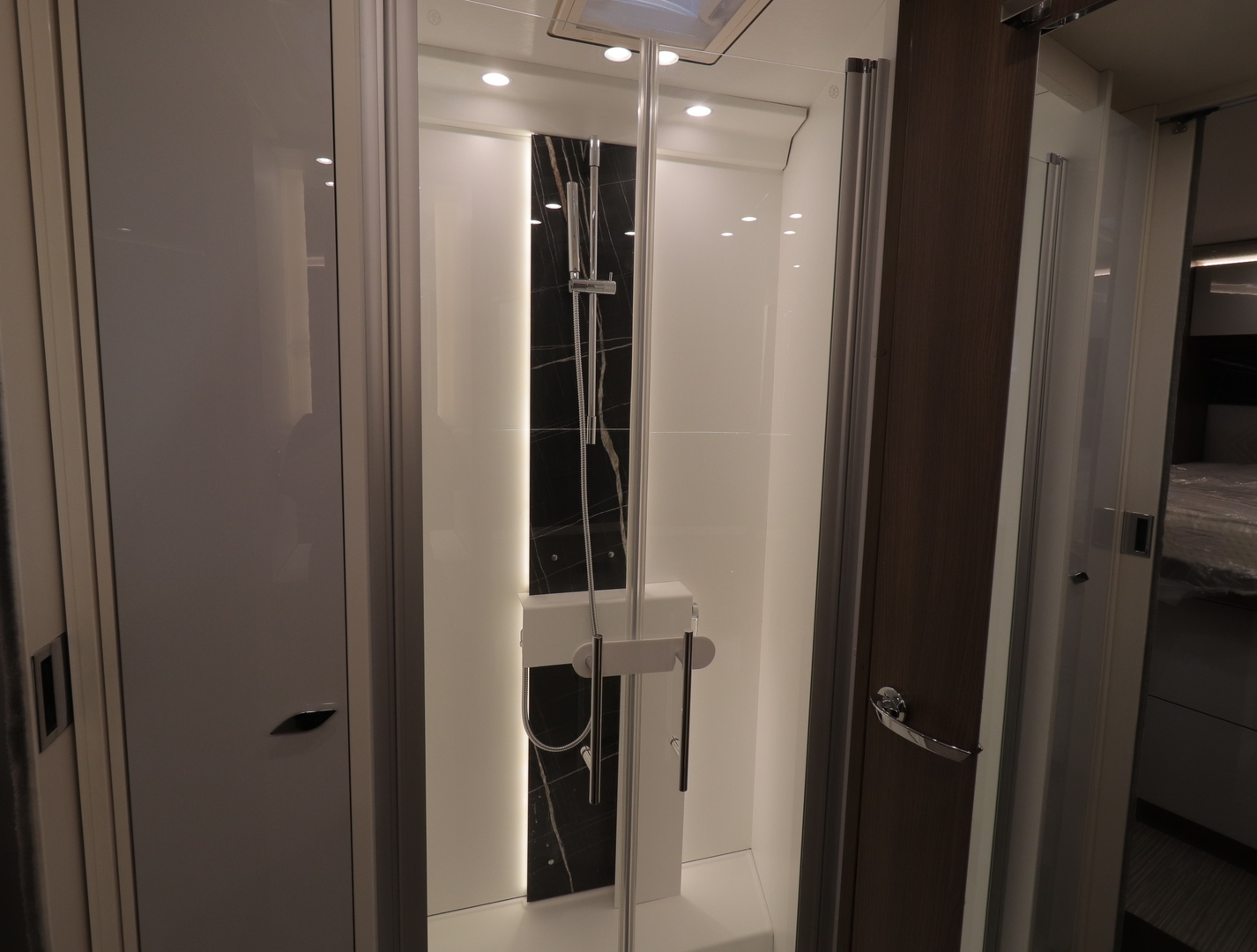 BÜRSTNER ELEGANCE i 920 G ALDE 2024