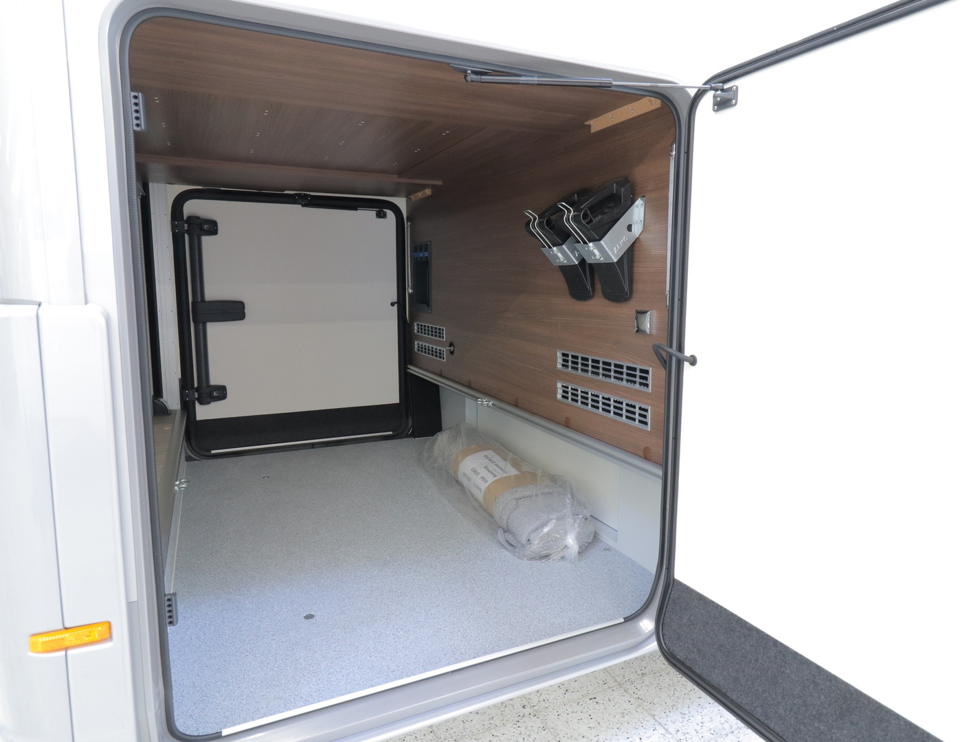 BÜRSTNER ELEGANCE i 920 G ALDE 2024