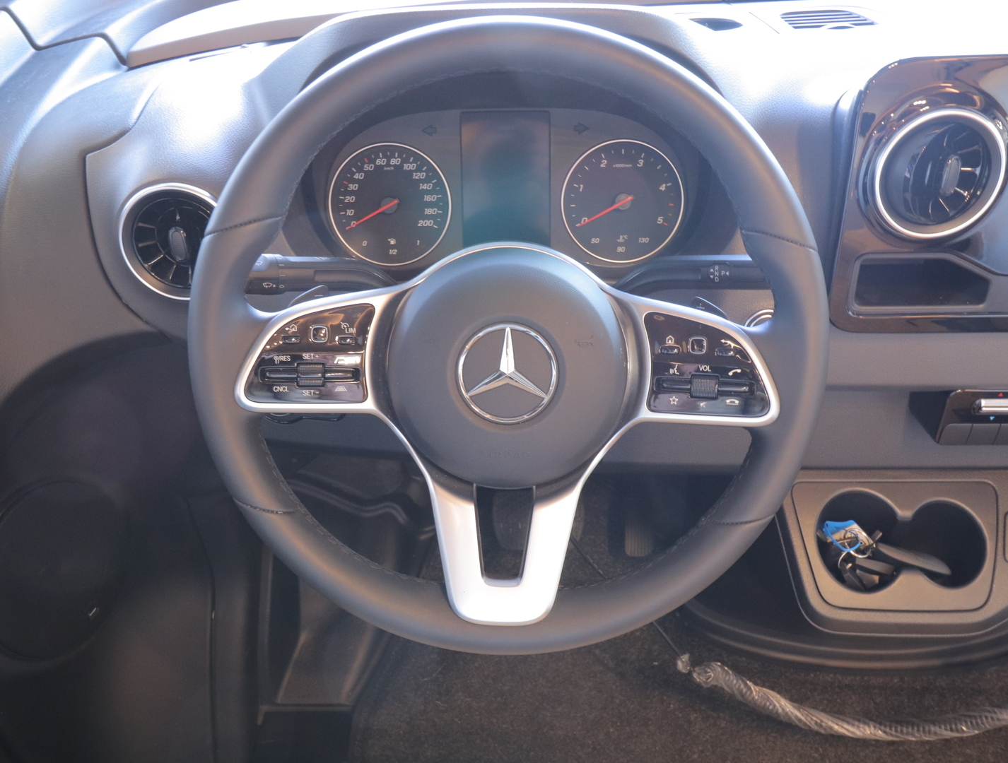 BÜRSTNER ELEGANCE i 920 G ALDE 2024