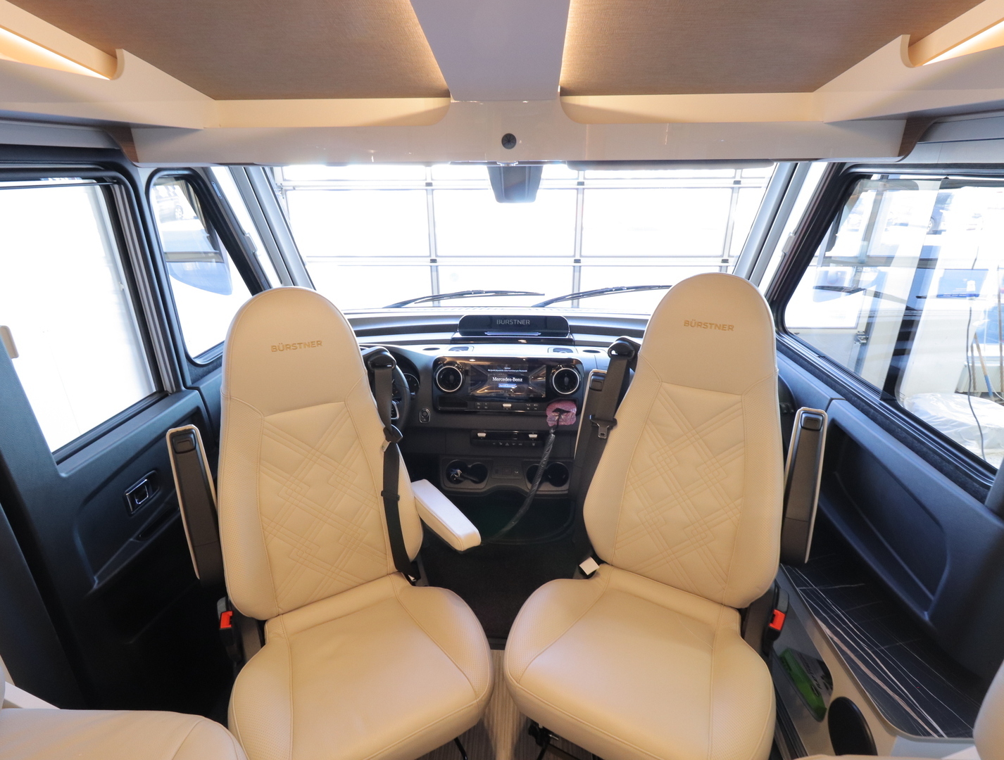 BÜRSTNER ELEGANCE i 920 G ALDE 2024