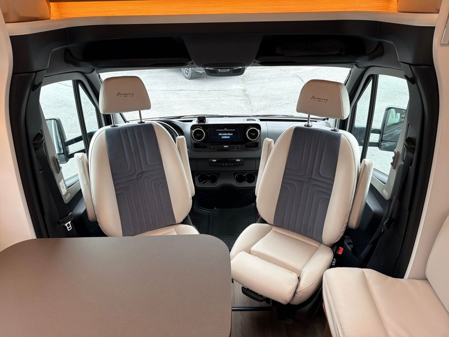 BÜRSTNER LYSEO M 660 ALDE 11