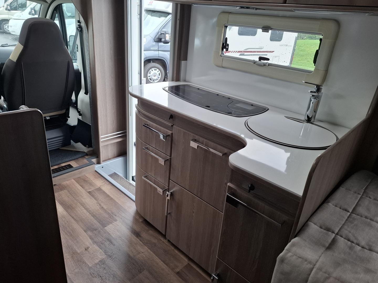 KABE Travel Master  740T 2016