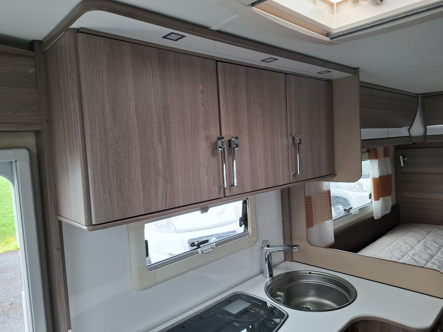 KABE Travel Master  740T 2016