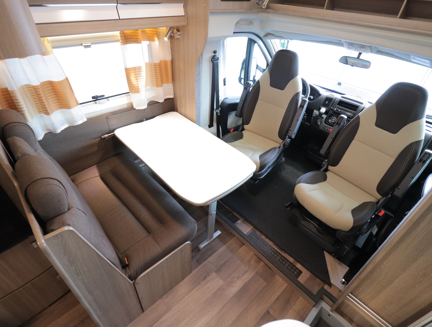 KABE Travel Master 740T 27