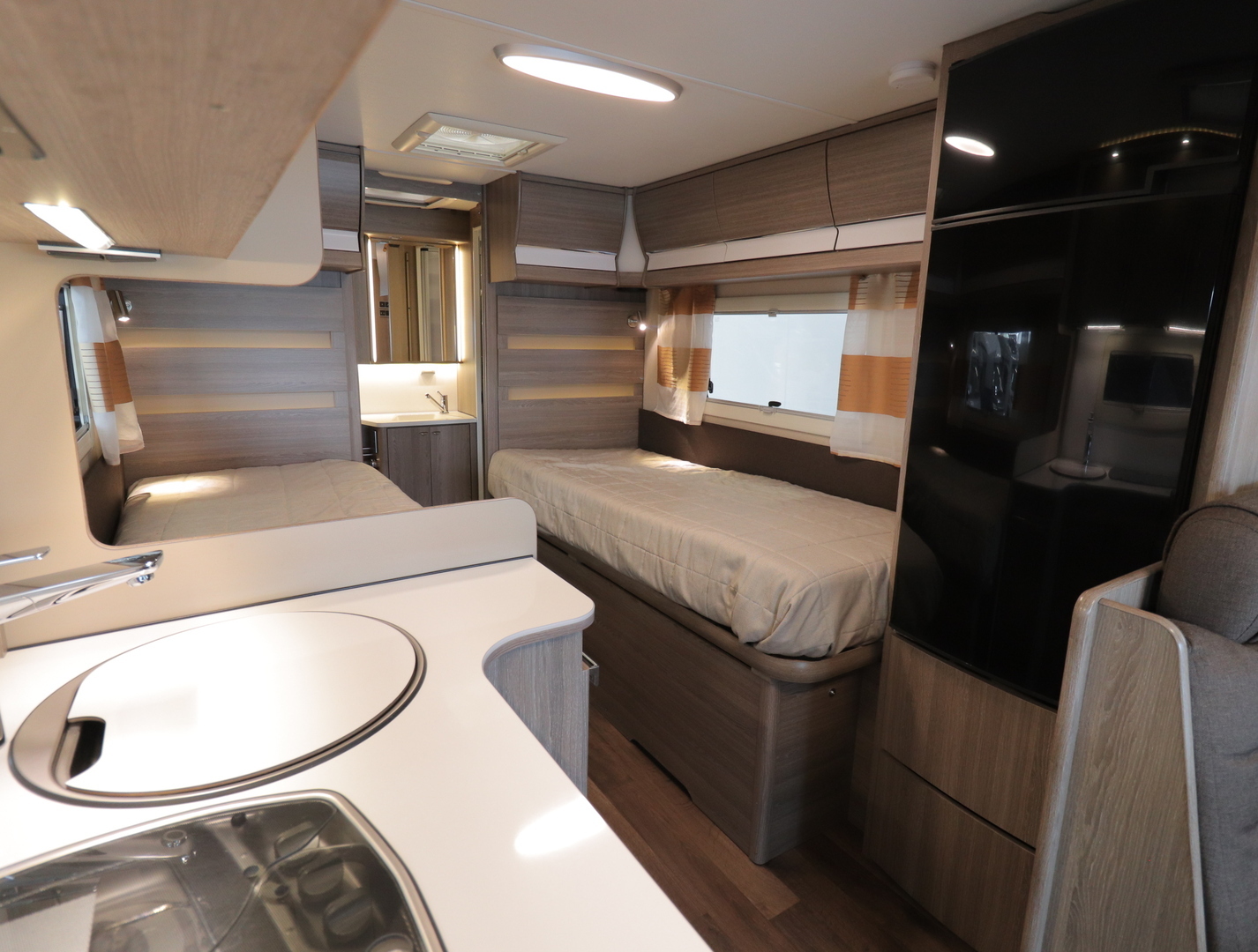 KABE Travel Master 740T 30