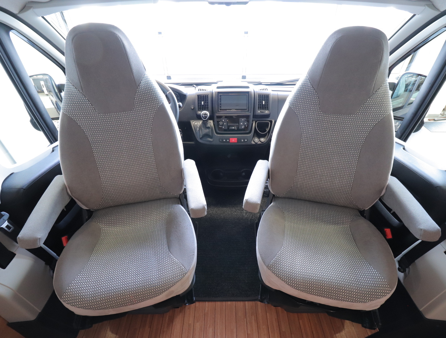 PÖSSL ROADCRUISER R 640 2020