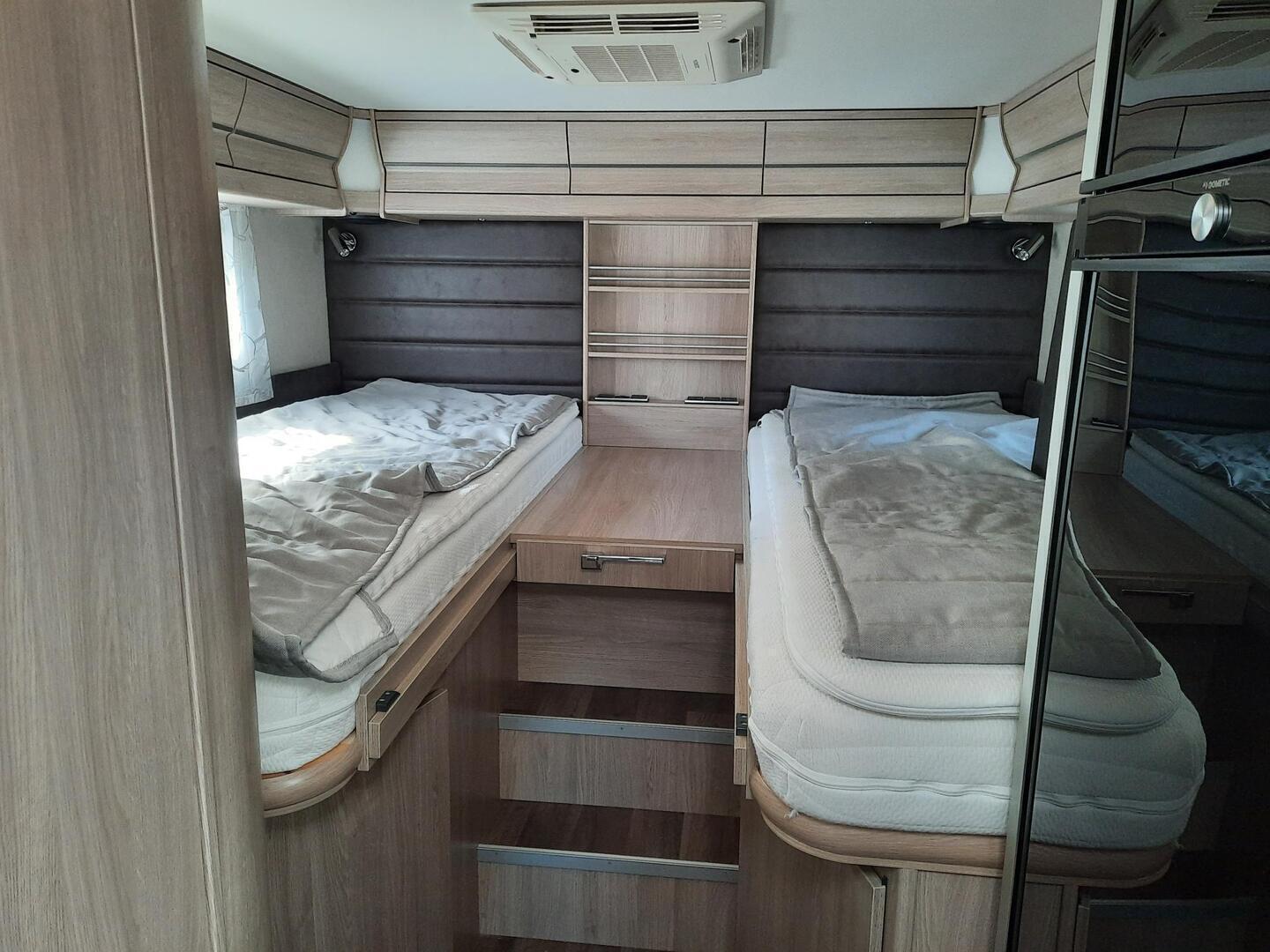 KABE Travel Master Classic 740 LGB 2021