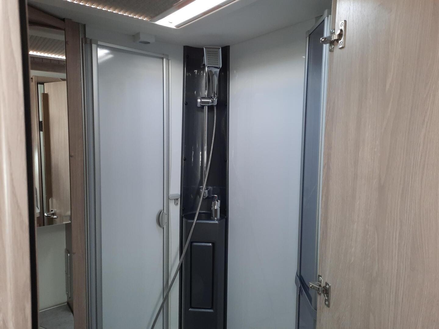 KABE Travel Master Classic 740 LGB 2021