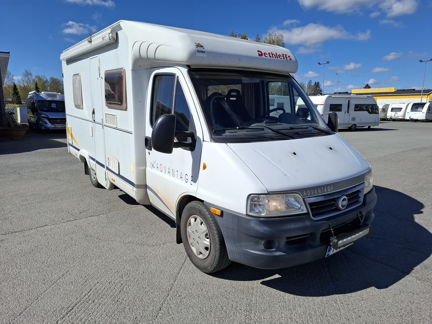 DETHLEFFS ADVANTAGE T5841 2004