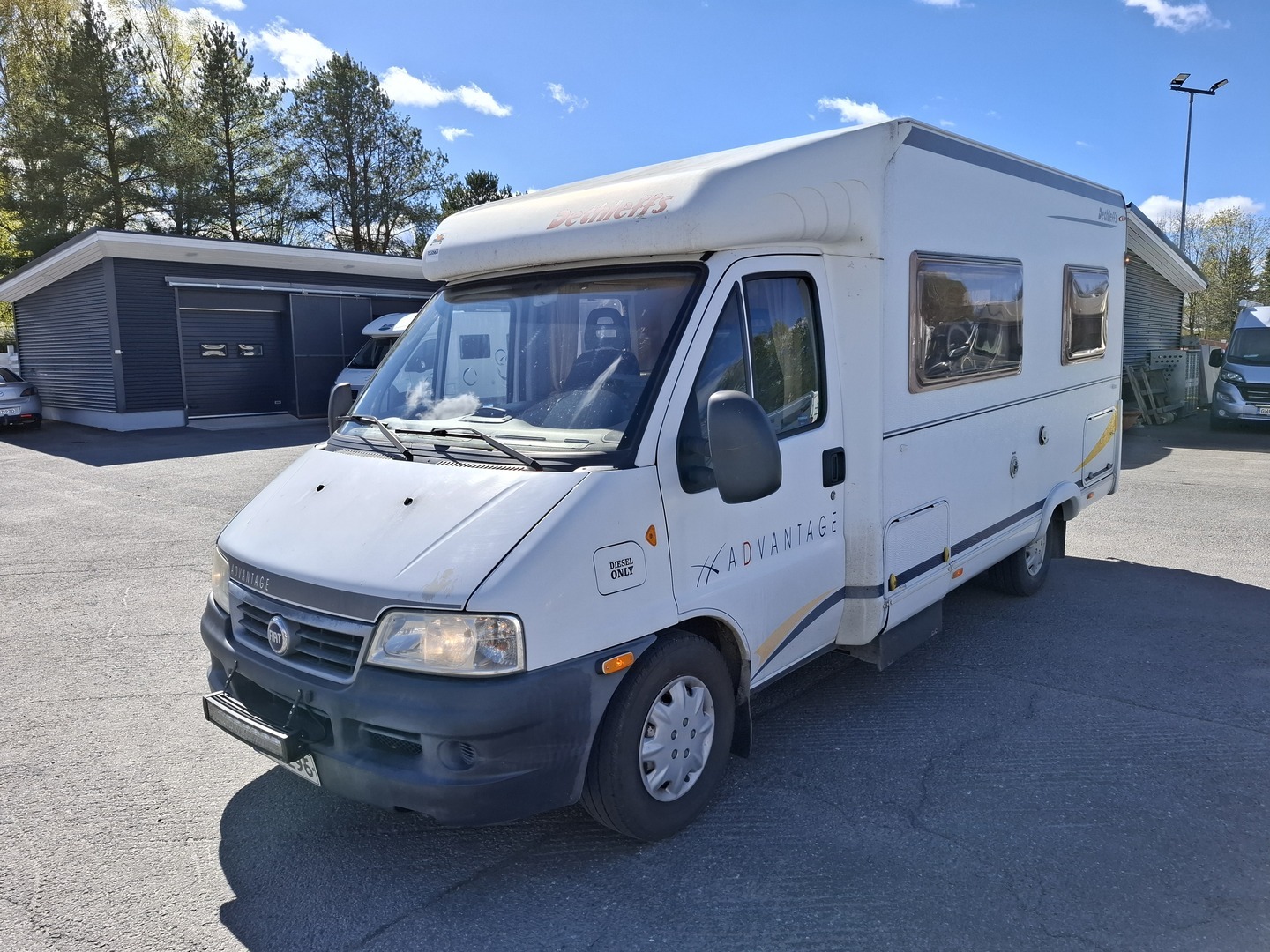 DETHLEFFS ADVANTAGE T5841 2004