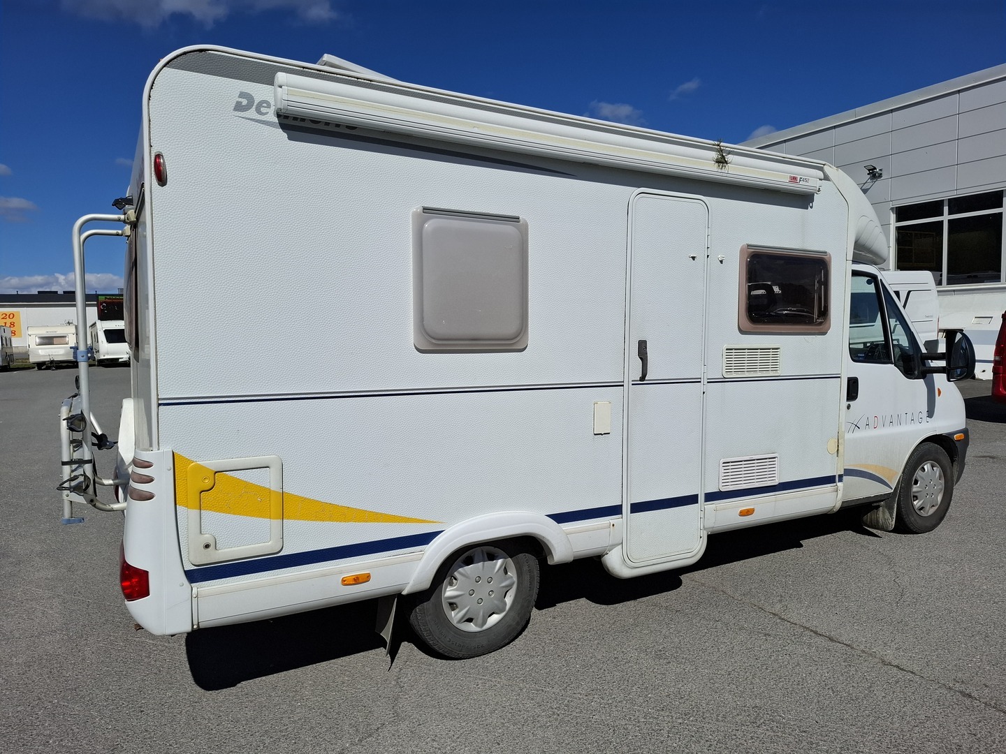 DETHLEFFS ADVANTAGE T5841 2004