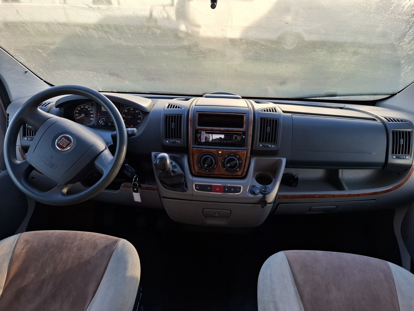 BÜRSTNER NEXXO T 660 2010