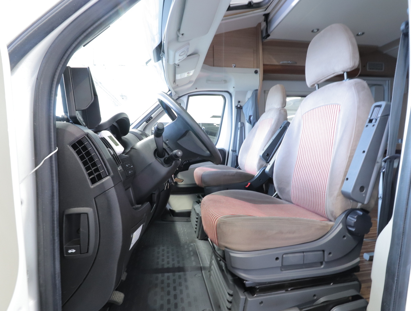 ADRIA Matrix Axess 680 SP 2012