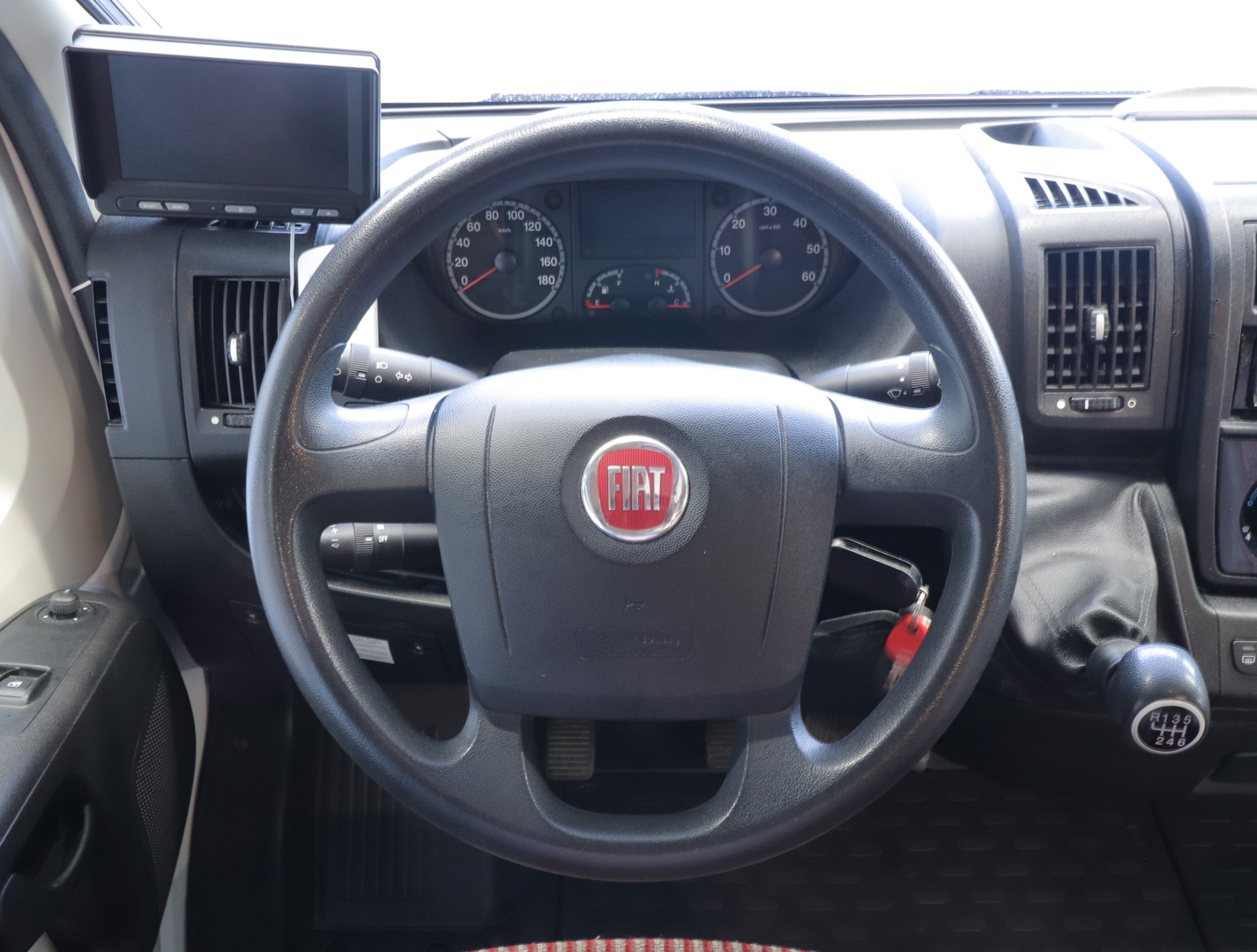 ADRIA Matrix Axess 680 SP 2012