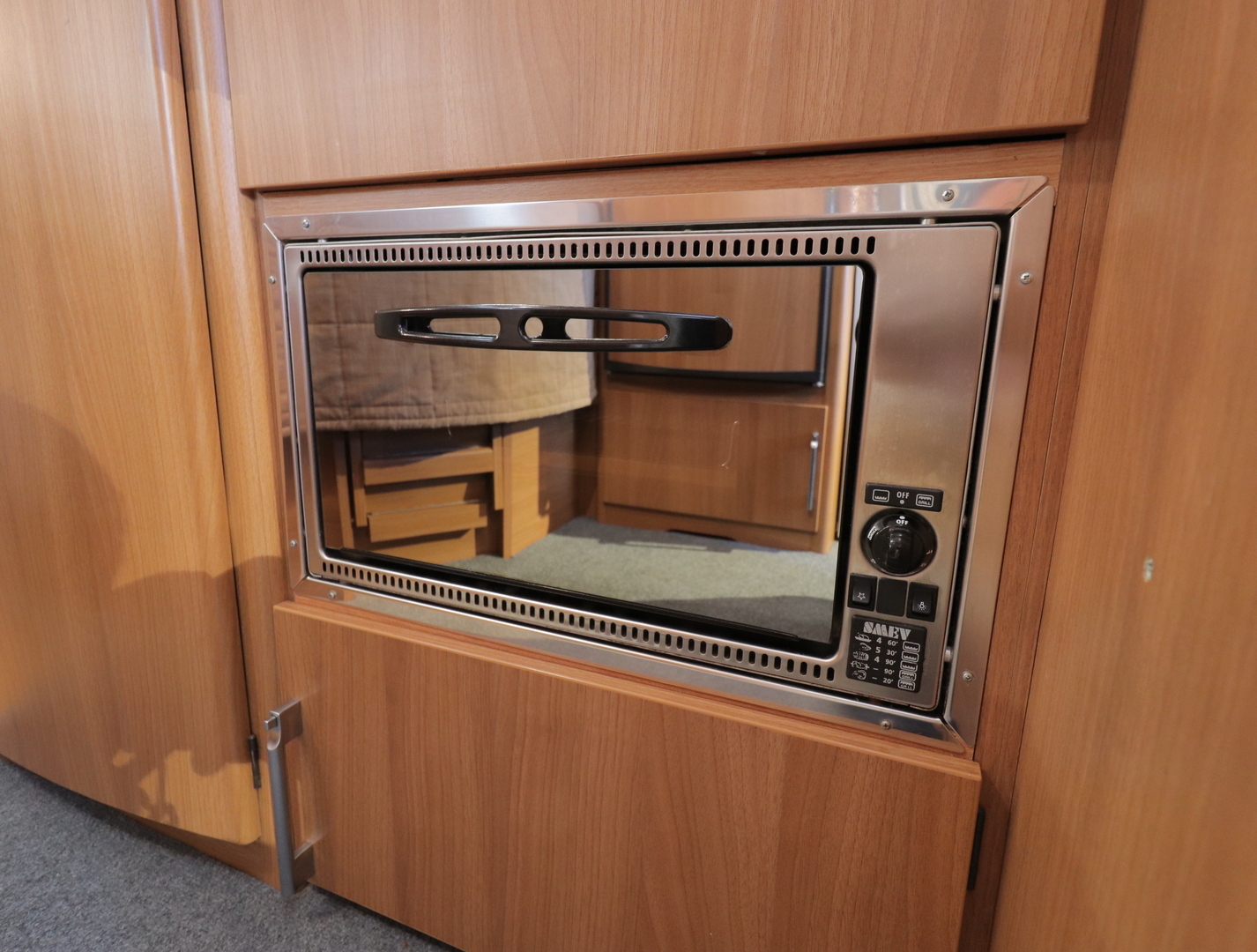 KABE Travel Master 700 XL 2009