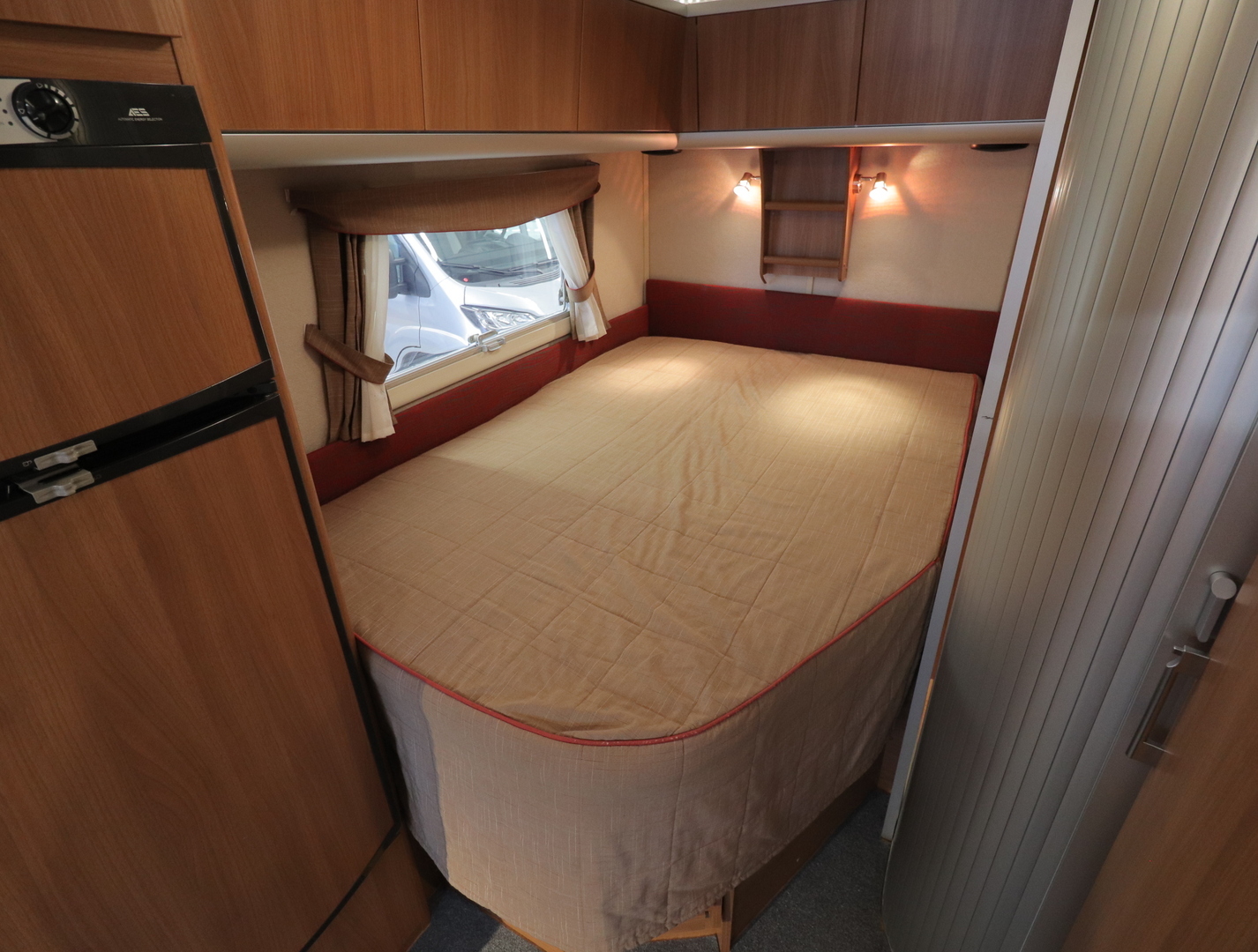 KABE Travel Master 700 XL 2009