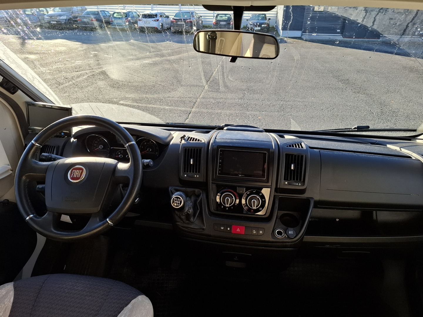 ADRIA Matrix Axess M 670SL 2015