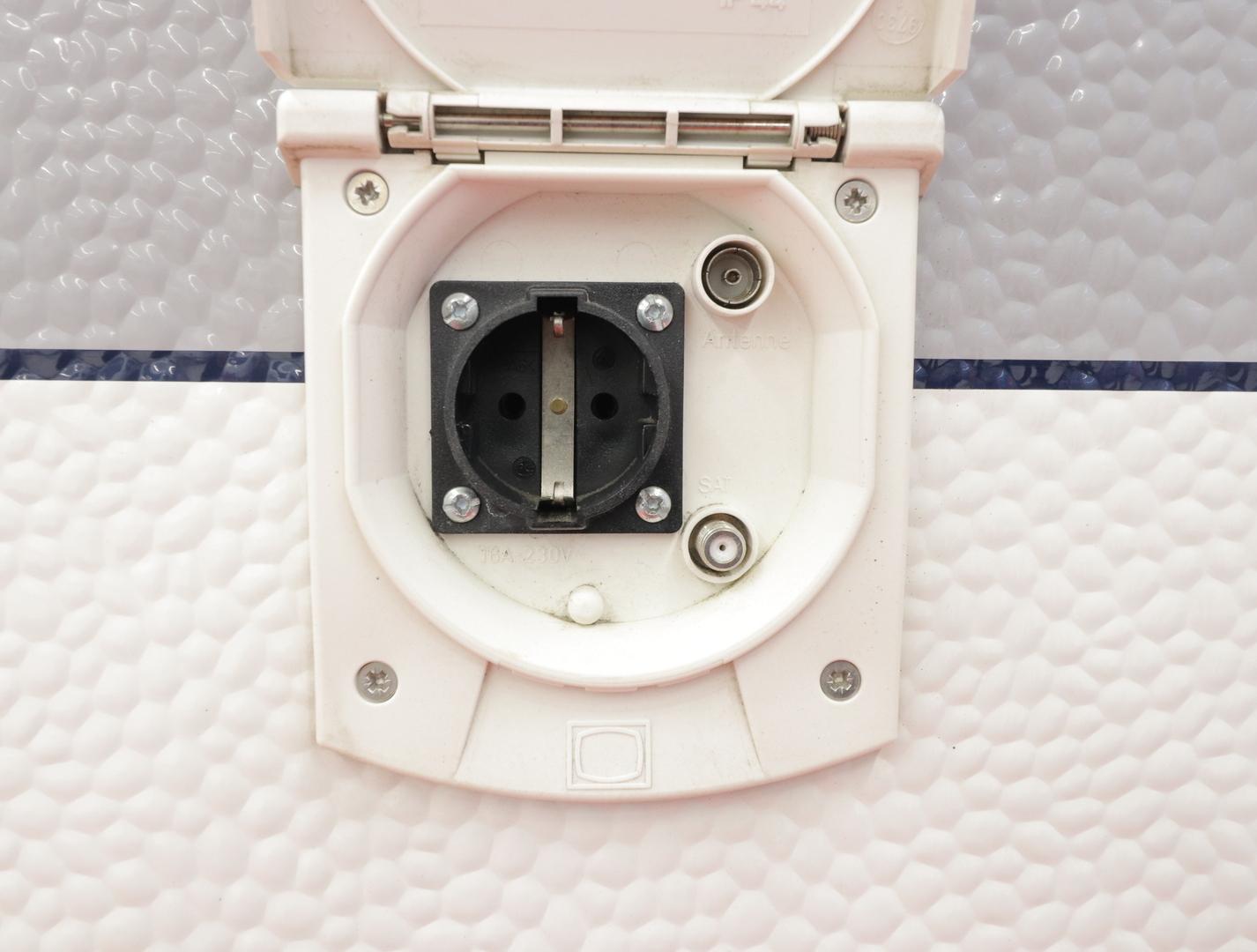 HOBBY Excellent 2011