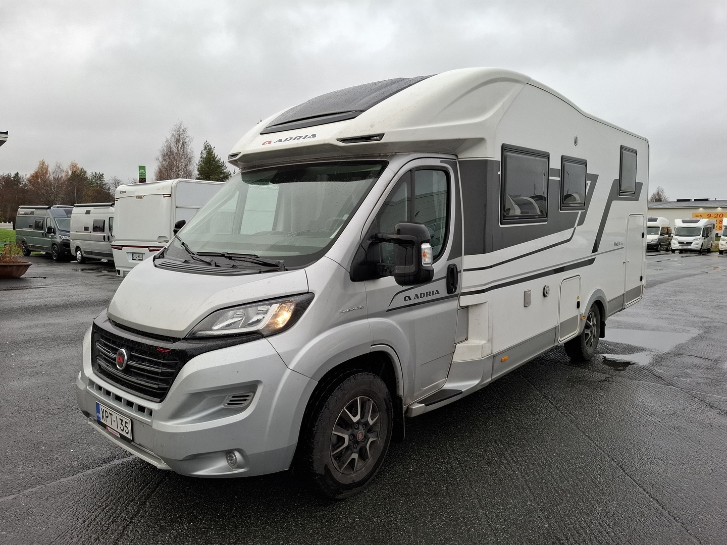 ADRIA MATRIX PLUS M 670SL 2021