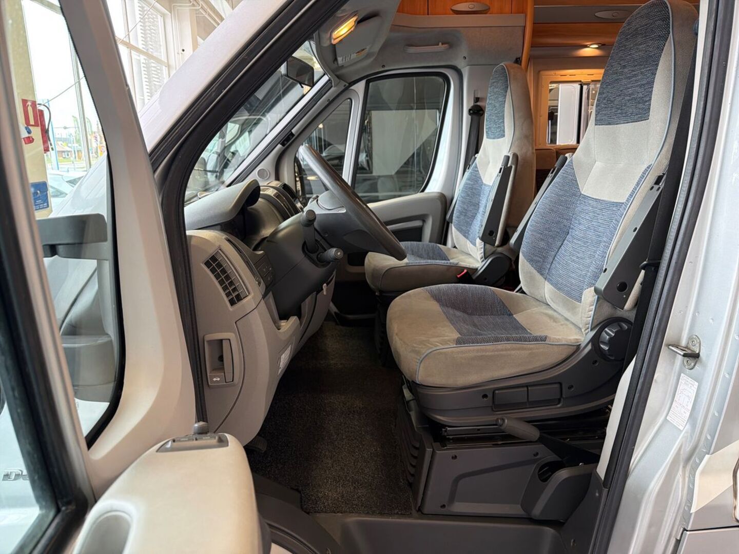 ADRIA Coral S 680 ST 2009