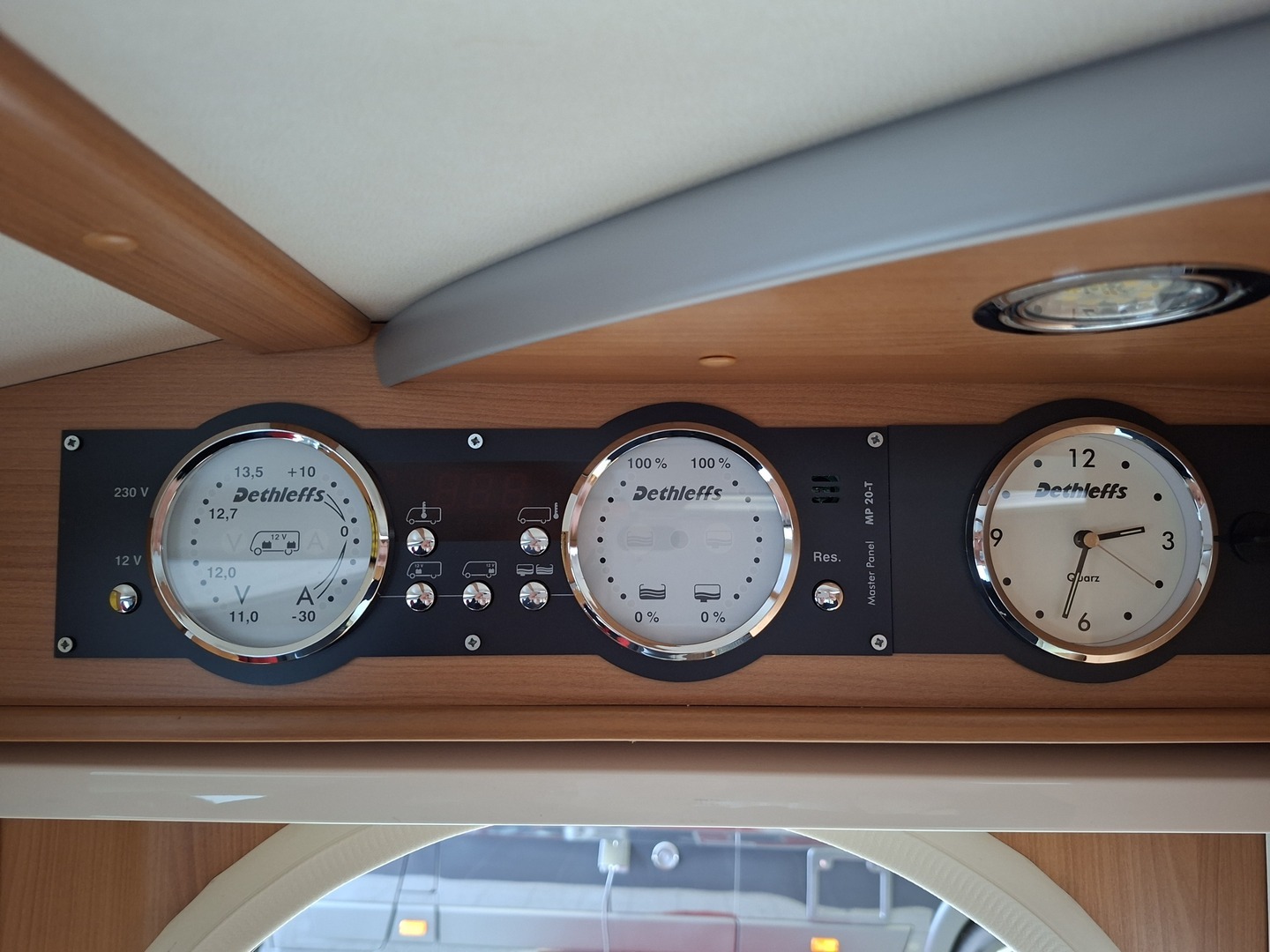 DETHLEFFS GLOBEBUS T 001  T 002 2009