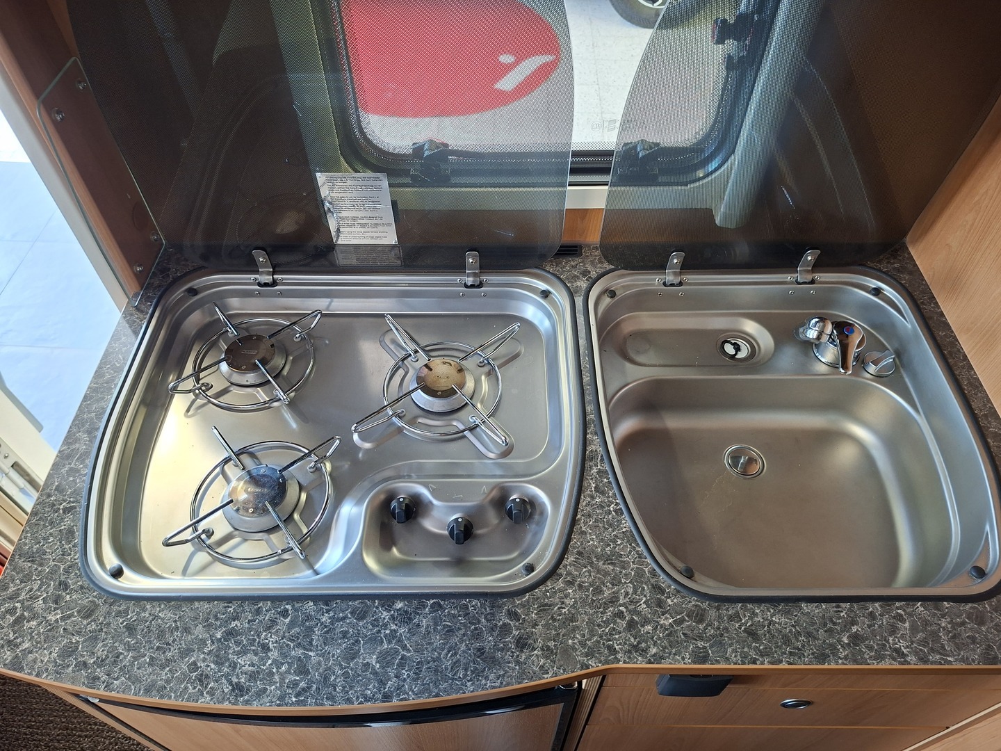 DETHLEFFS GLOBEBUS T 001  T 002 2009