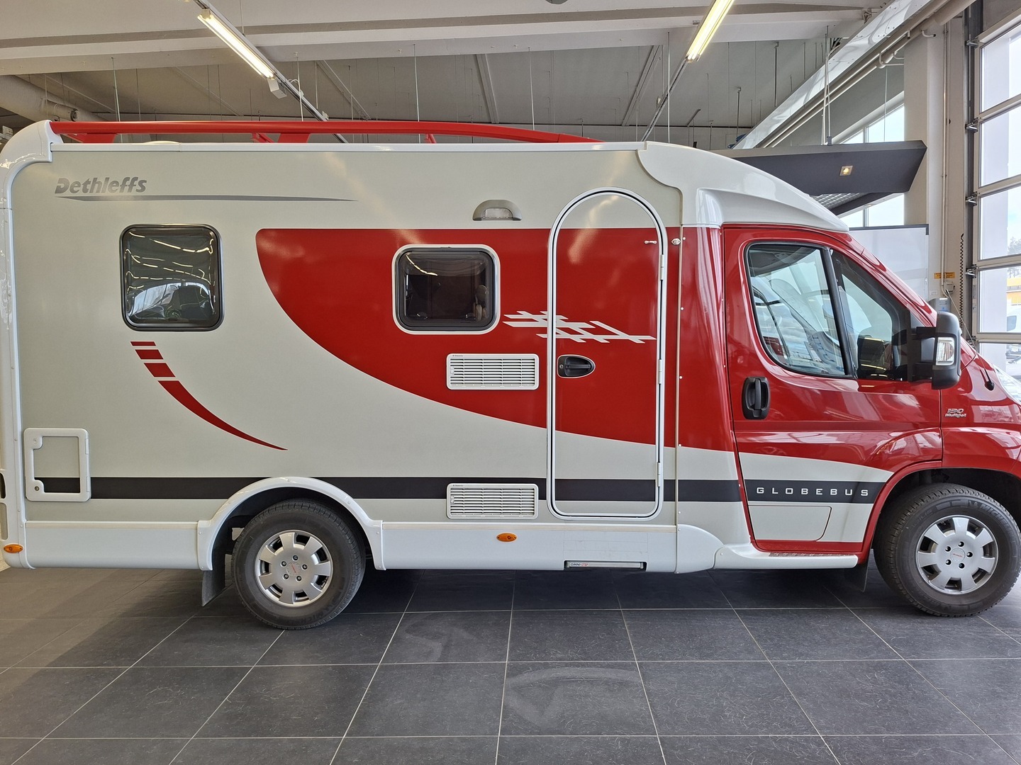 DETHLEFFS GLOBEBUS T 001  T 002 2009