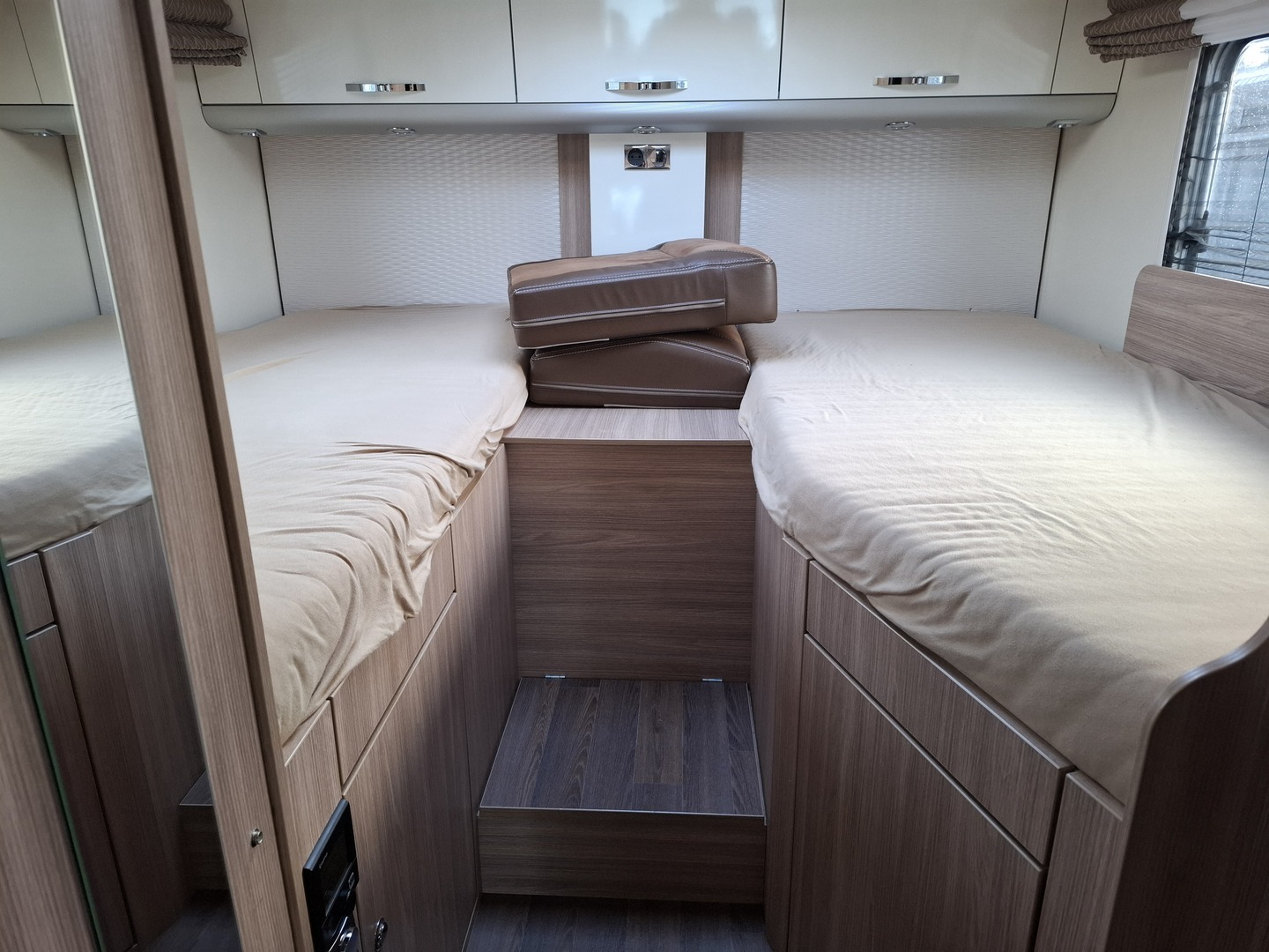 BÜRSTNER IXEO TIME IT 726 J.Edition 2020