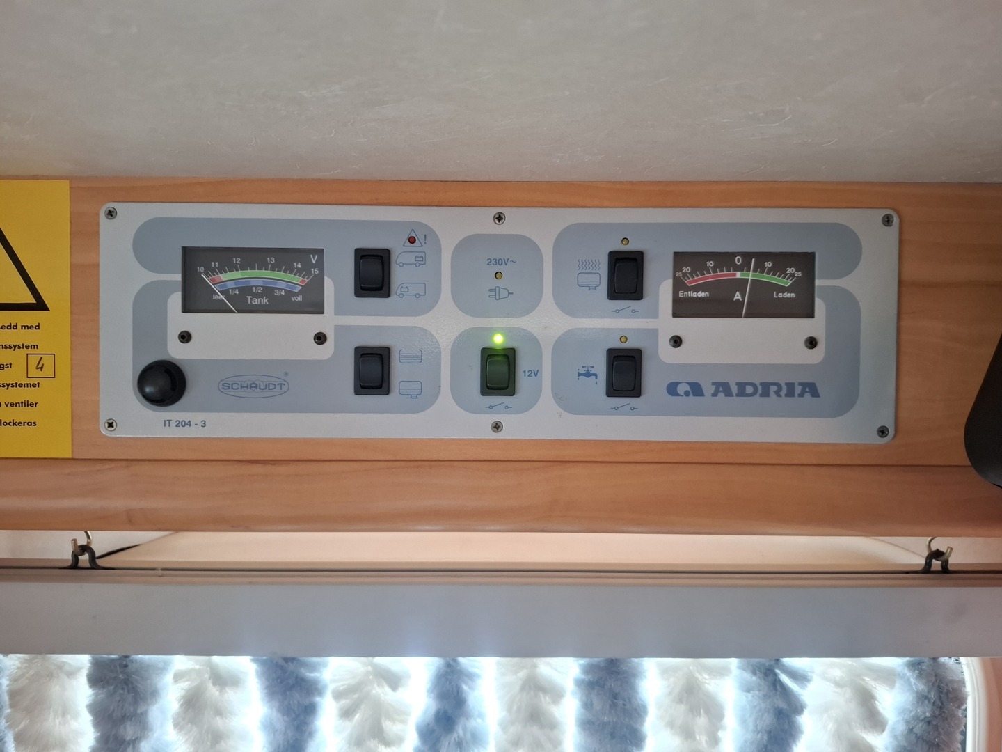 ADRIA Coral Plus 660 SL 2005