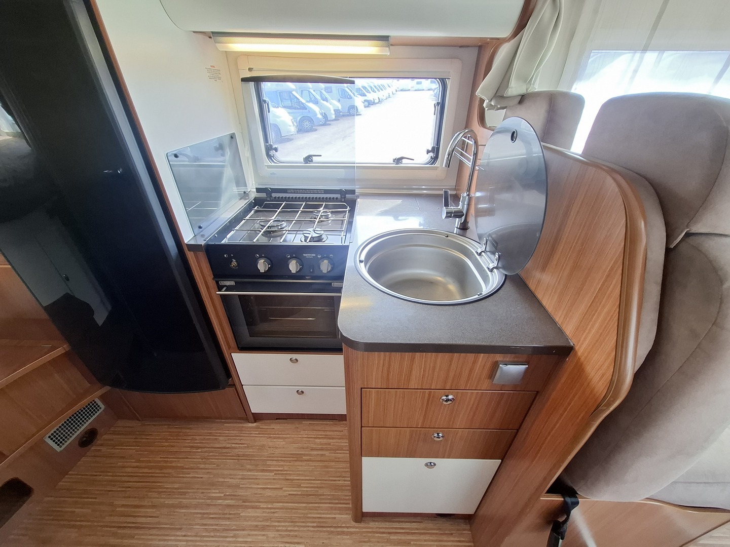 ADRIA Matrix Plus 680 SP 2011