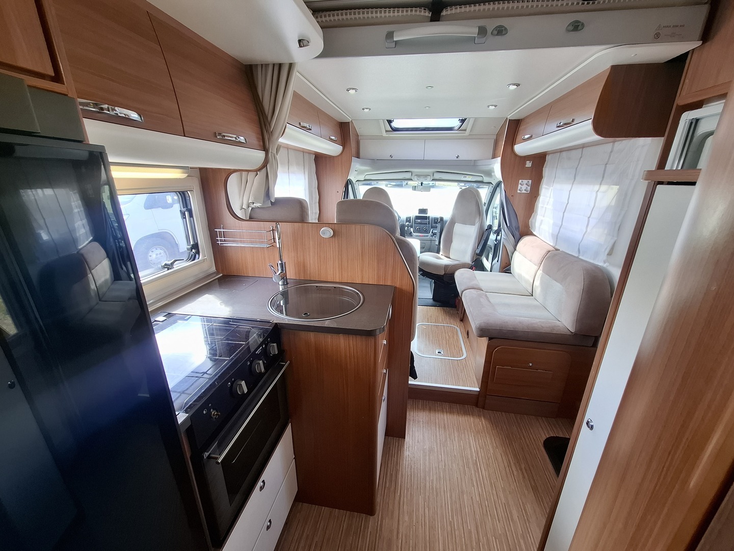 ADRIA Matrix Plus 680 SP 2011
