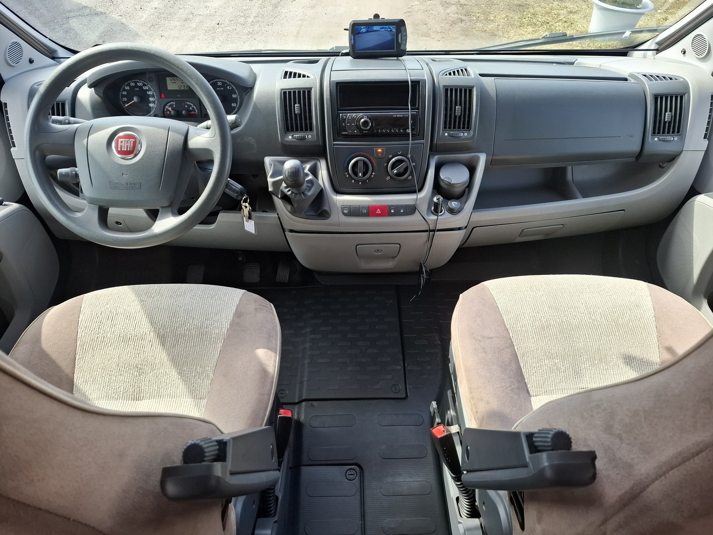 ADRIA Matrix Plus 680 SP 2011