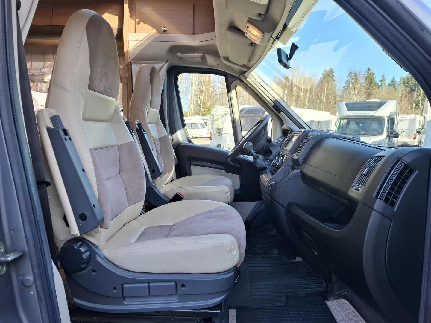 ADRIA Matrix 650 SF RJ 60 Years Edition 2013