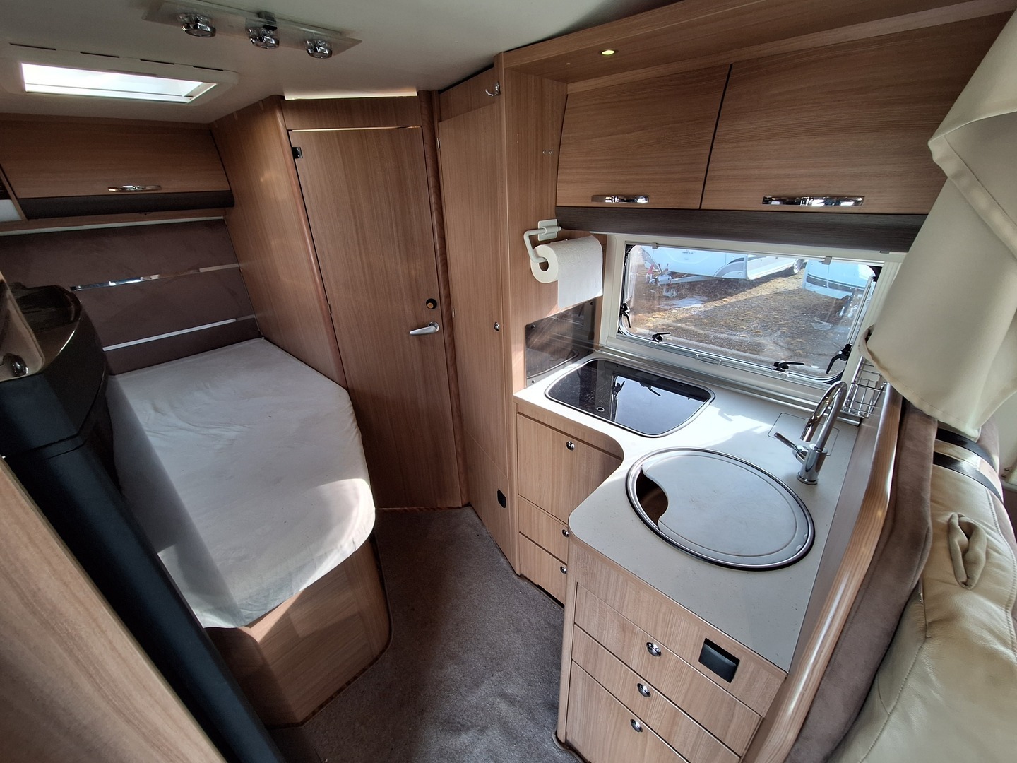 ADRIA Matrix Axess 650 SF 2013