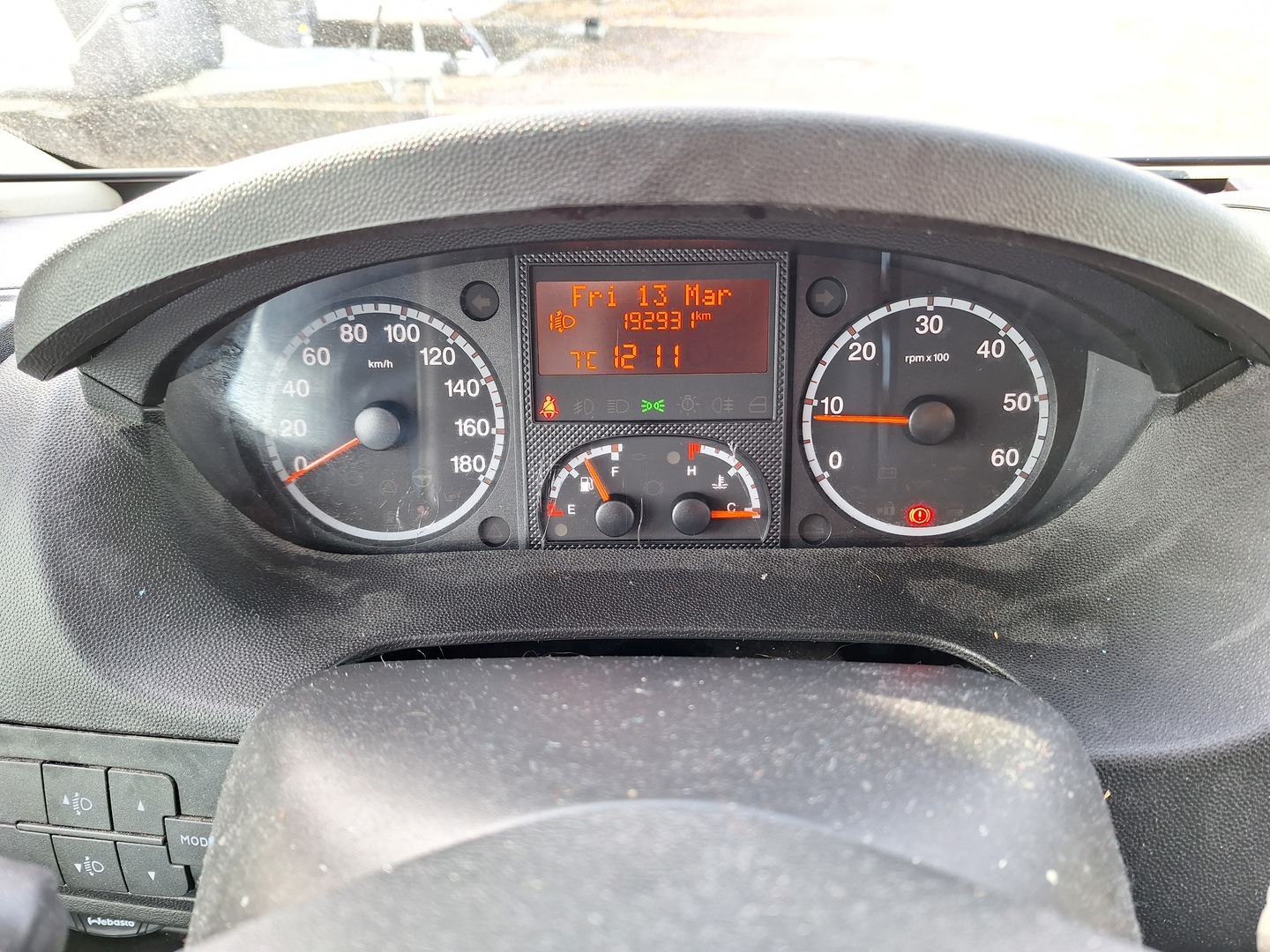 ADRIA Matrix Axess 650 SF 2013