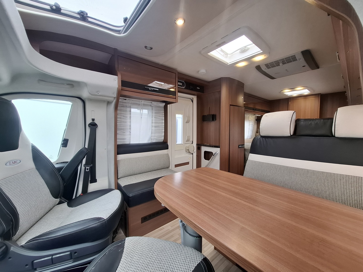 LMC Cruiser T 712 SportLine 2015