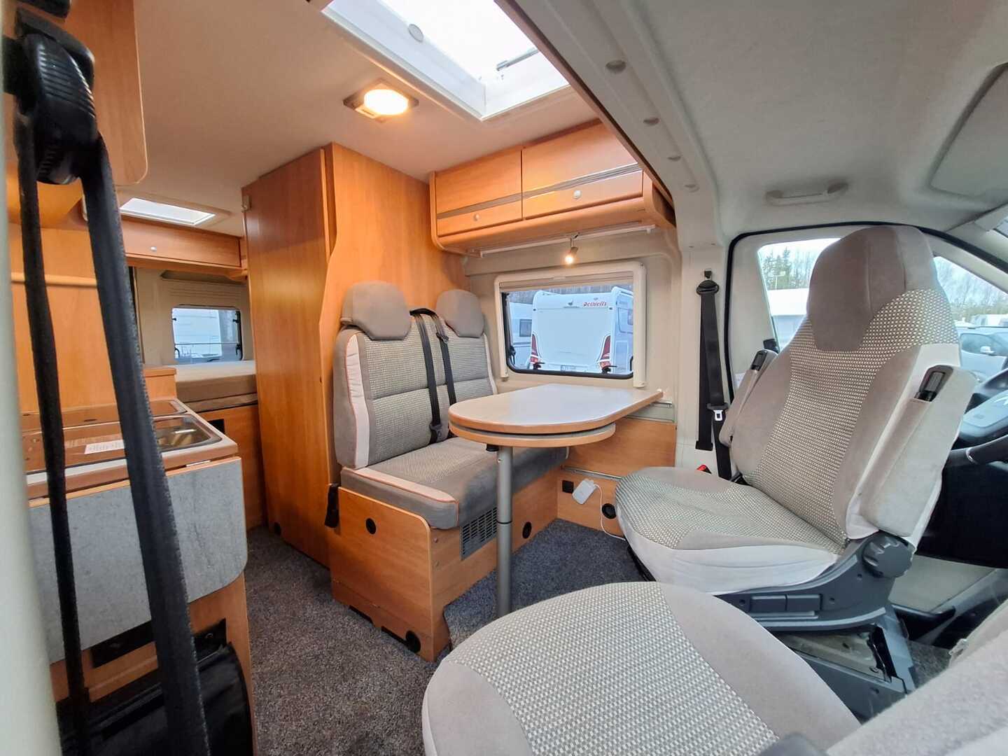 PÖSSL 2 WIN Plus VAN 600 2019