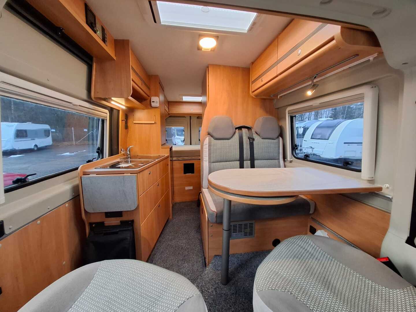 PÖSSL 2 WIN Plus VAN 600 2019