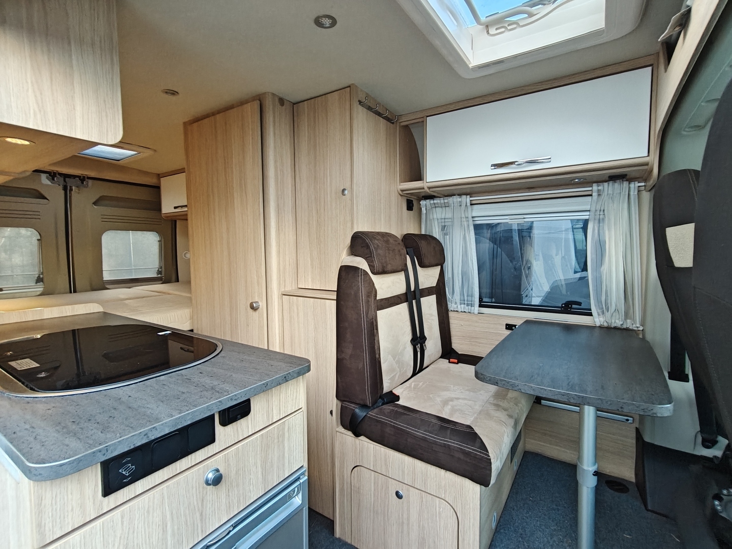 PÖSSL Roadcar Van R 600 2019