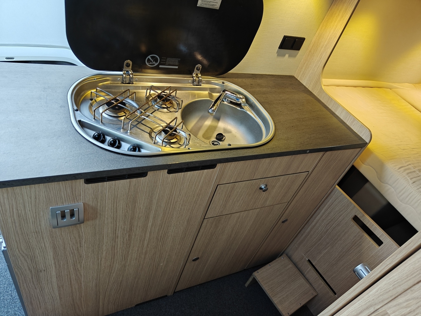 PÖSSL Roadcar Van R 600 2019