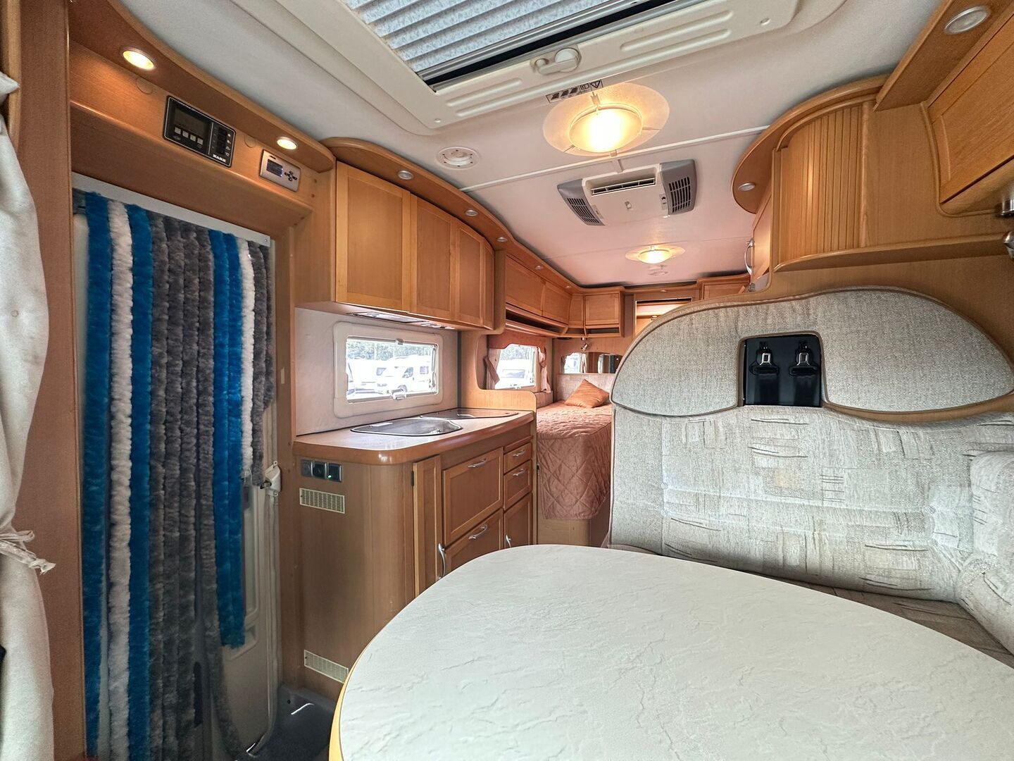 KABE TRAVEL MASTER 750 WT 2008