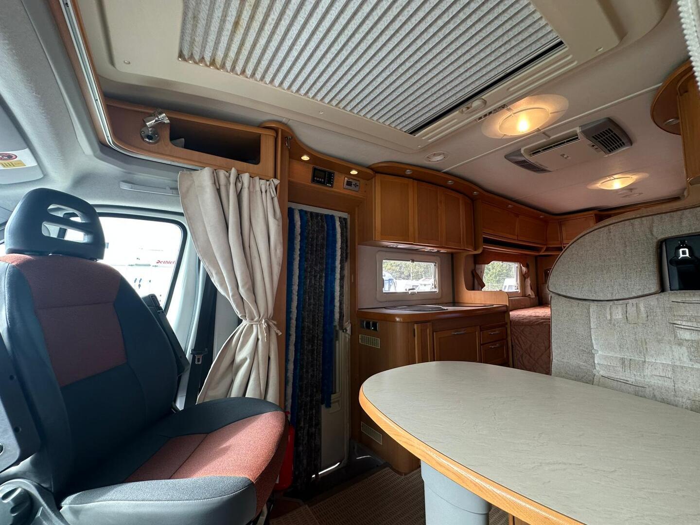 KABE TRAVEL MASTER 750 WT 2008