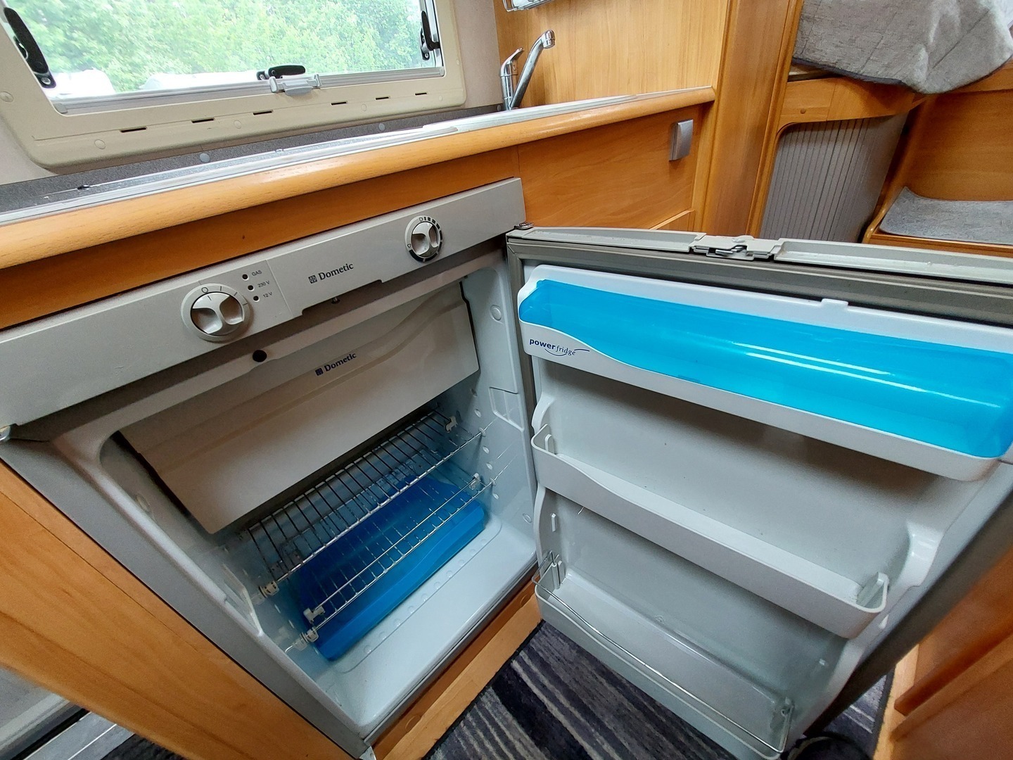 ADRIA Coral Plus 660 SL 2005