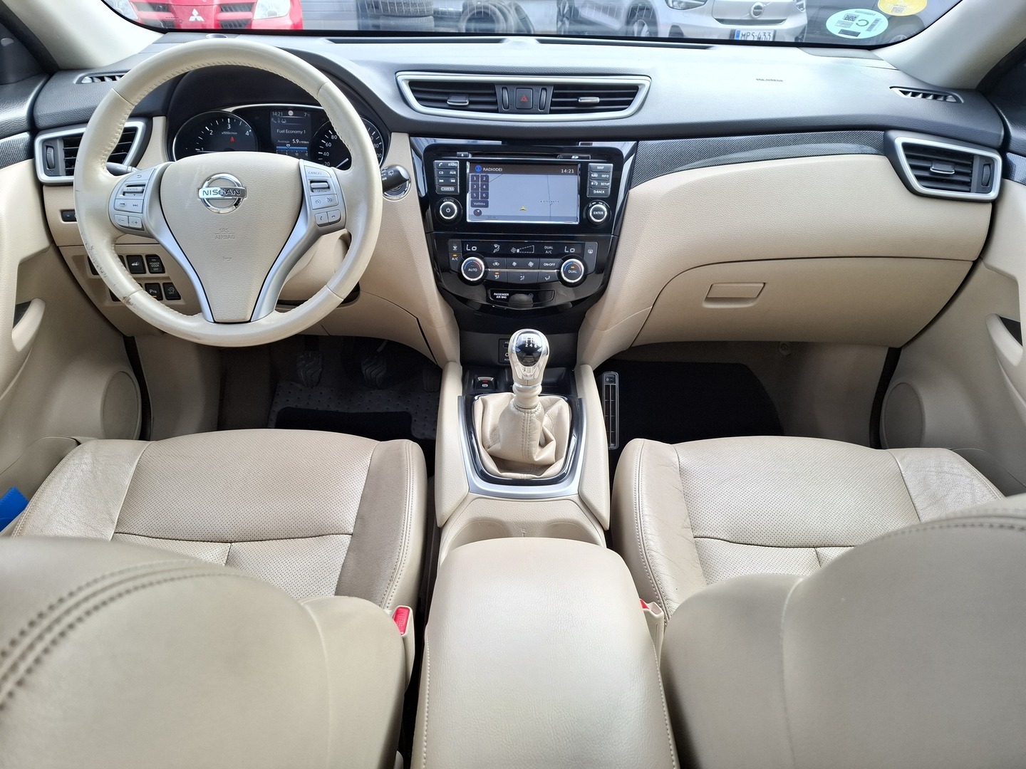 NISSAN X-Trail 2016