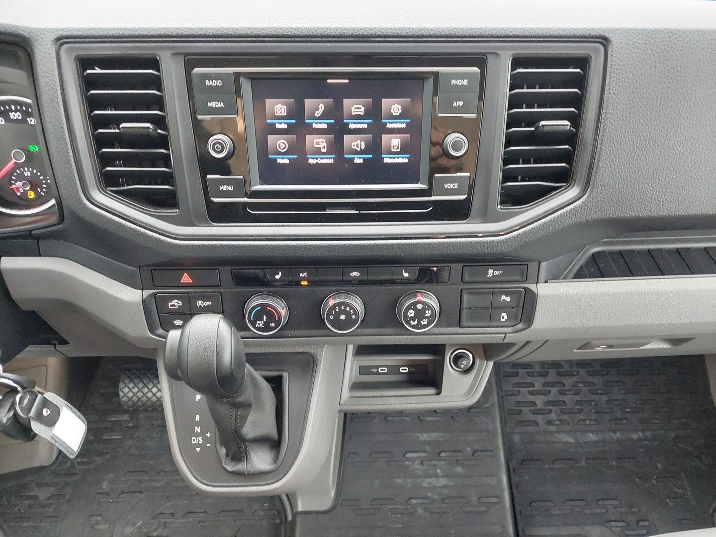 VOLKSWAGEN Grand California 600 2021