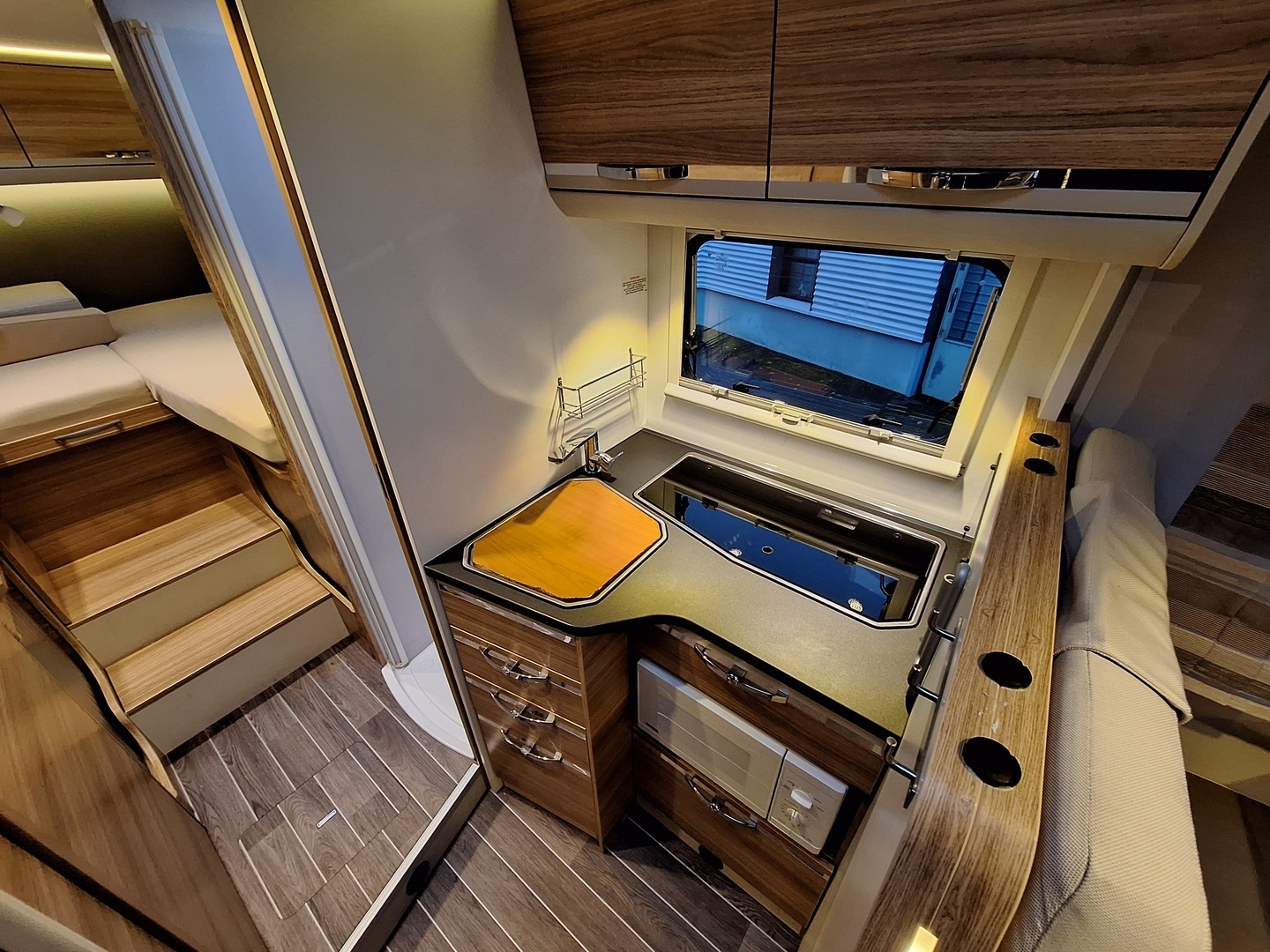 ADRIA MATRIX AXESS 670 SL 2017