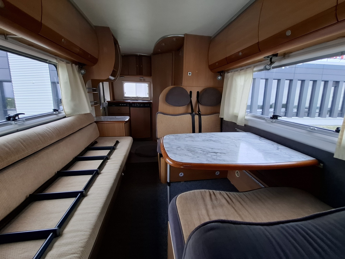 DETHLEFFS Globetrotter Premium Class A 230 2001
