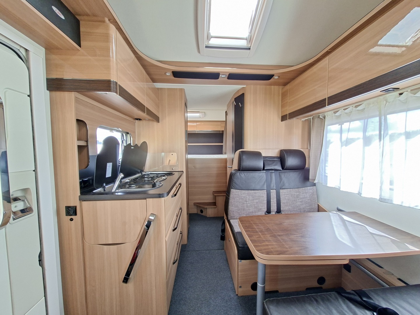 LMC A 694 2017